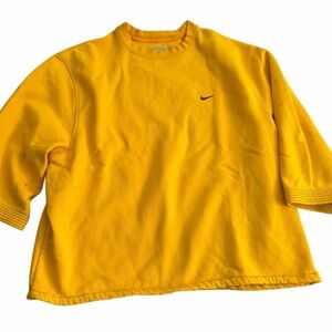 Nike ACG Aesthetic Yellow Crewneck Sweatshirt Short Sleeve Size Large